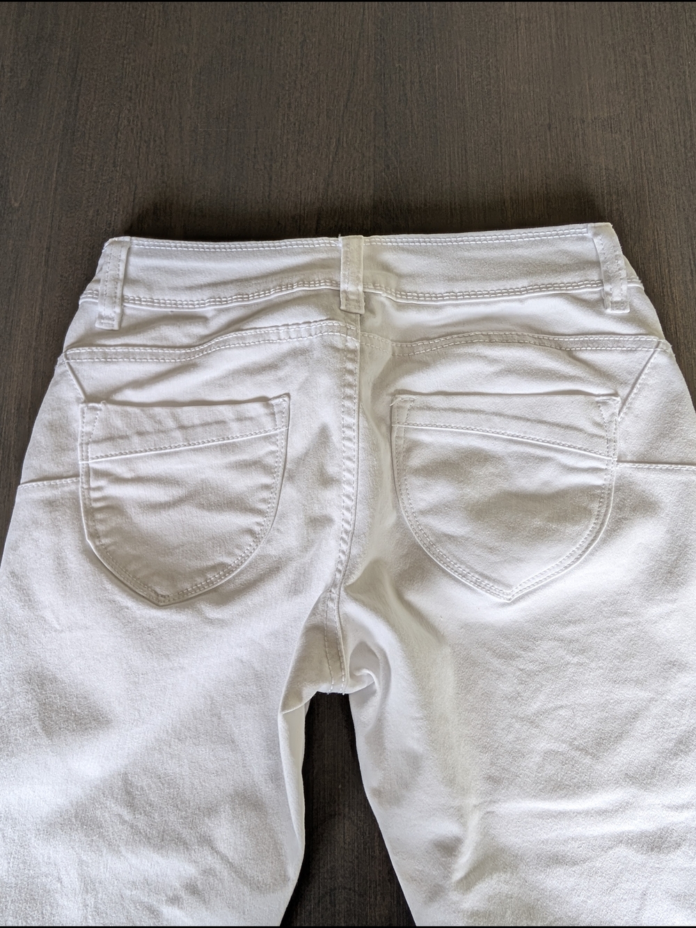 Suko Denim Capris - Picture 7 of 9